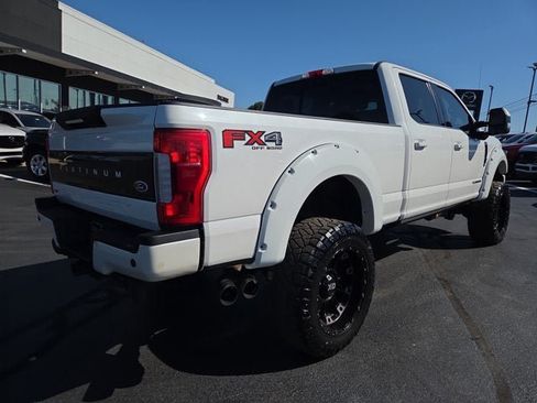 Used 2019 Ford F250 Platinum w/ Platinum Ultimate Package AWD/4WD image 5