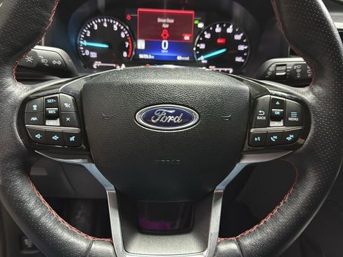 Used 2023 Ford Explorer ST-Line w/ Class IV Trailer Tow Package image 15