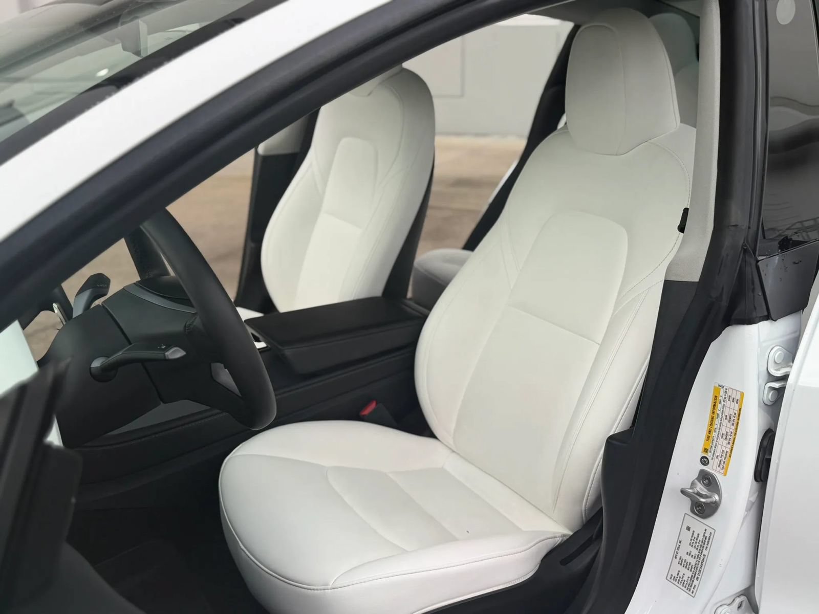 Used 2023 Tesla Model 3 Standard Range RWD image 17