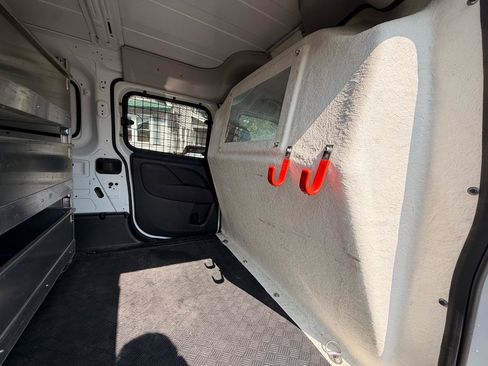 Used 2021 RAM ProMaster City Tradesman SLT w/ Window Group 05 FWD image 34