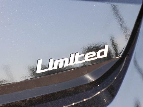 New 2026 Hyundai Elantra Limited FWD image 6