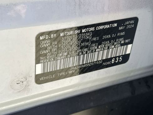 Used 2024 Mitsubishi Outlander SE image 26