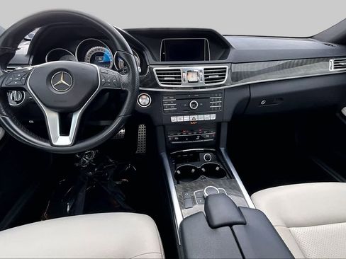 Certified 2016 Mercedes-Benz E 350 Sedan image 14