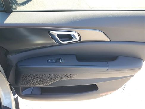 New 2026 Kia Carnival SX w/ SX Dark Edition Package image 10