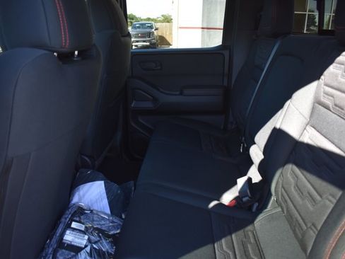 New 2026 Nissan Frontier PRO-4X w/ Pro-4x Convenience Package image 17