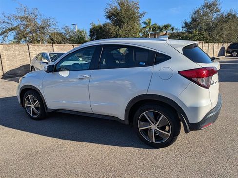 Certified 2022 Honda HR-V EX-L image 6