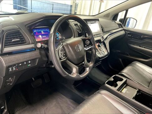 Used 2023 Honda Odyssey Elite image 8