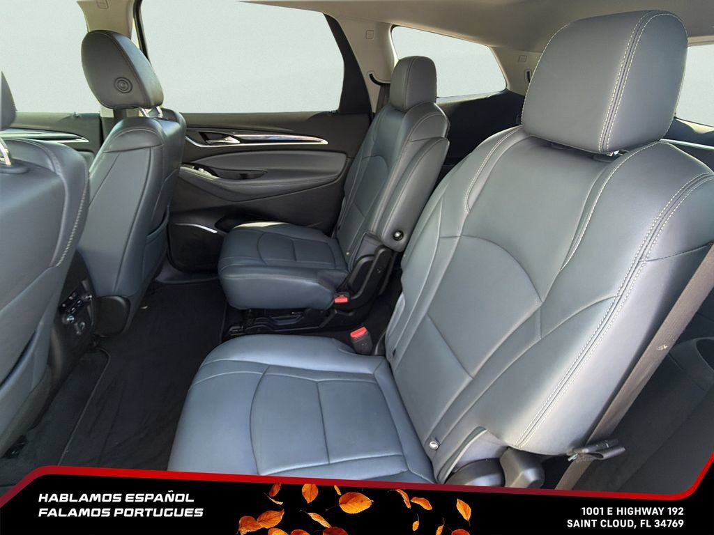 Used 2020 Buick Enclave Essence FWD image 24