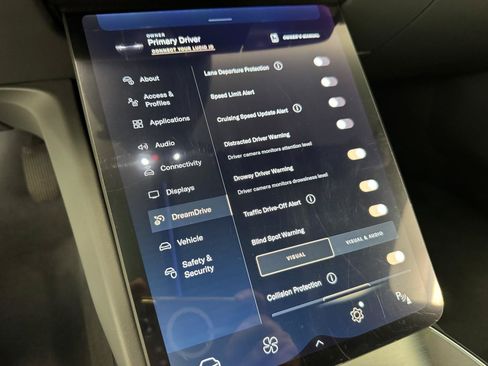 Used 2024 Lucid Air Touring AWD/4WD image 19