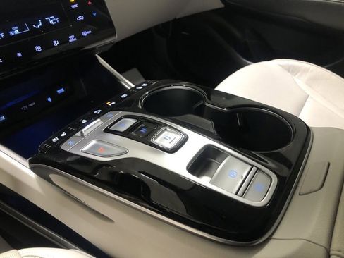 Used 2023 Hyundai Tucson Limited image 34