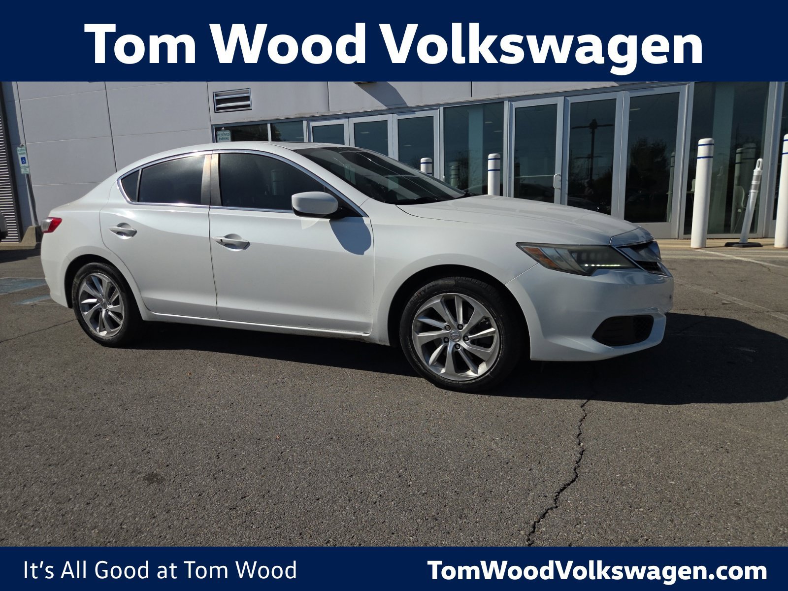 Used 2017 Acura ILX w/ Premium Package FWD image 1
