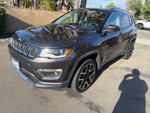 Used 2018 Jeep Compass Limited w/ Navigation Group AWD/4WD image 6