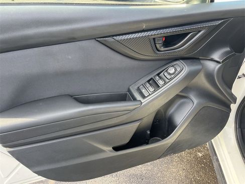 Used 2023 Subaru Crosstrek 2.0i Premium image 19