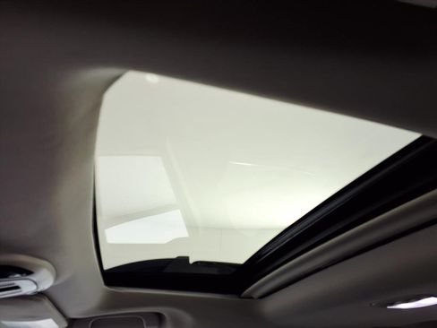 Certified 2025 Subaru Outback Limited image 16