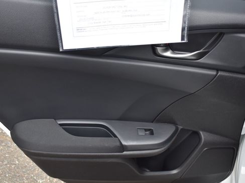 Used 2017 Honda Civic Sport image 19