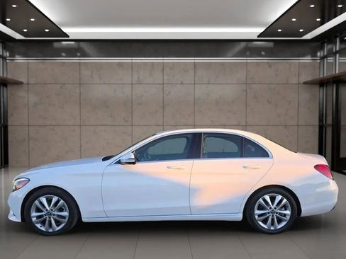 Used 2019 Mercedes-Benz C 300 Sedan image 4