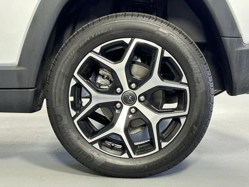 Used 2025 Jeep Compass Limited AWD/4WD image 36