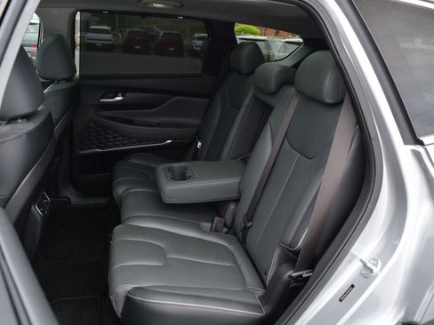 Used 2022 Hyundai Santa Fe SEL w/ Convenience + Premium Package FWD image 13