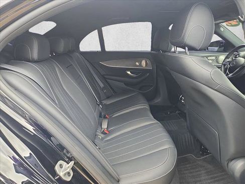 Certified 2021 Mercedes-Benz E 350 4MATIC Sedan image 20