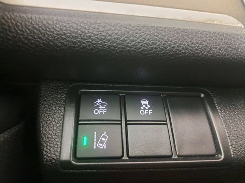 Used 2020 Honda Civic LX image 15