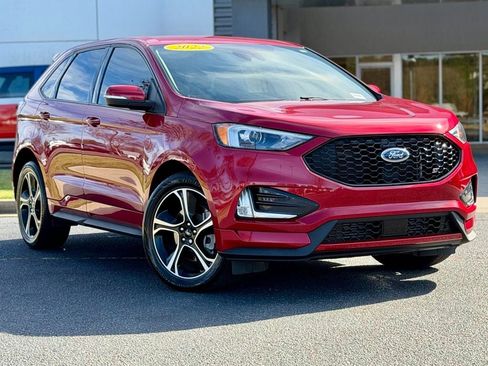 Certified 2022 Ford Edge ST image 2