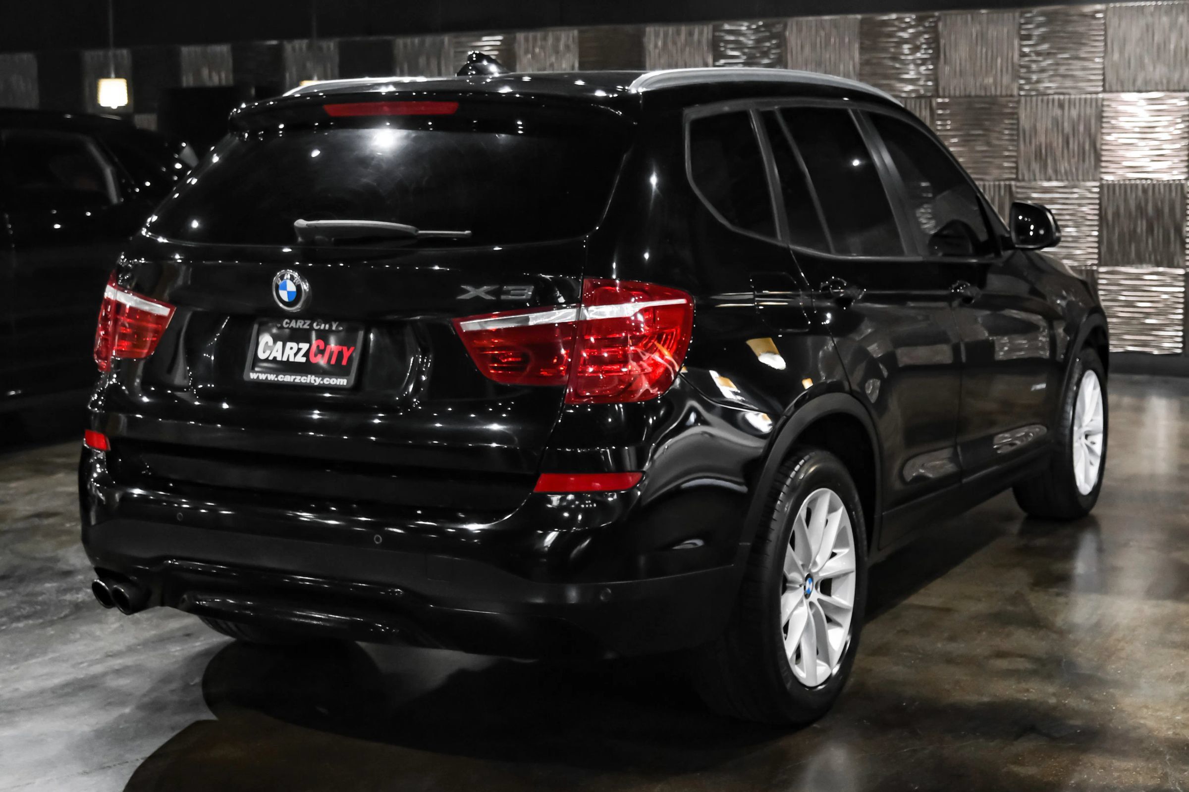Used 2017 BMW X3 xDrive28i AWD/4WD image 8