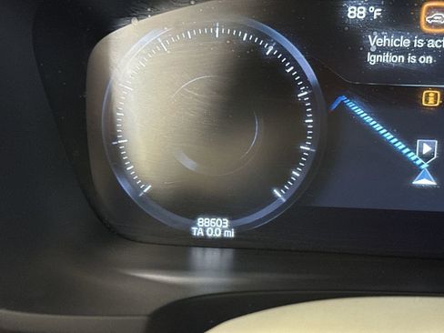 Used 2018 Volvo S90 T5 Momentum w/ Convenience Package image 15