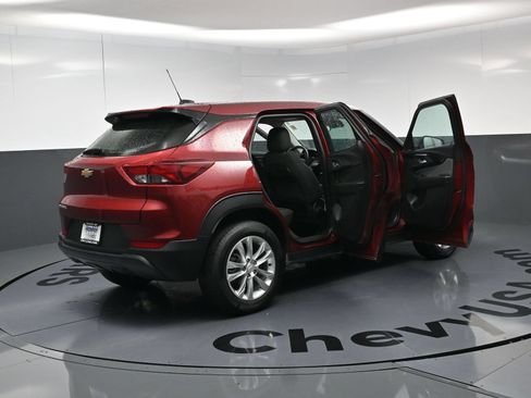 Used 2023 Chevrolet TrailBlazer LS FWD image 26
