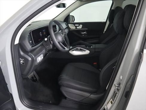 New 2026 Mercedes-Benz GLS 450 4MATIC image 21