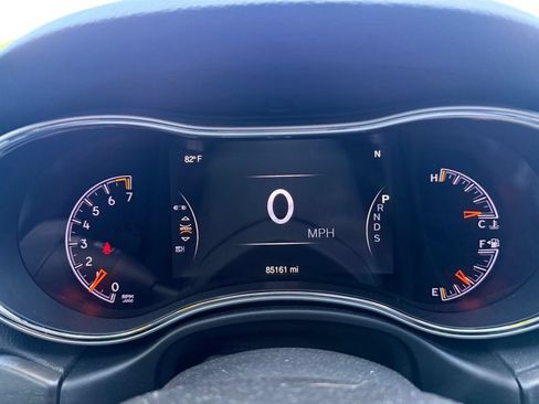 Used 2015 Jeep Grand Cherokee Altitude AWD/4WD image 10