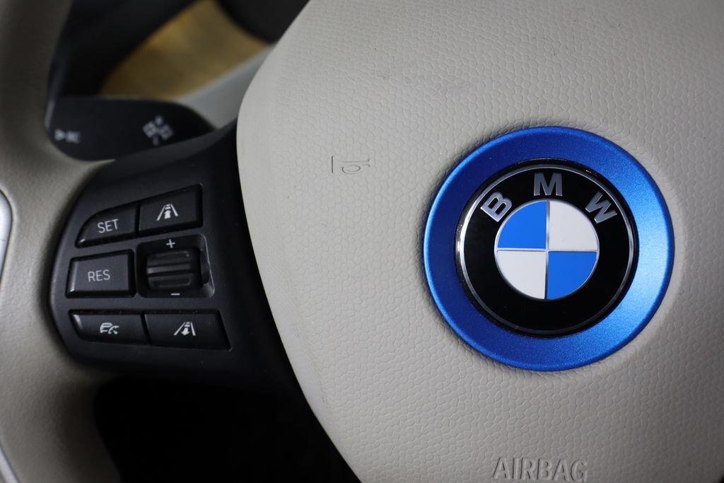 Used 2015 BMW i3 w/ Range Extender RWD image 8