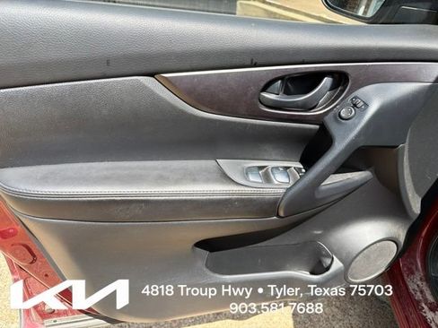 Used 2022 Nissan Rogue Sport S FWD image 13