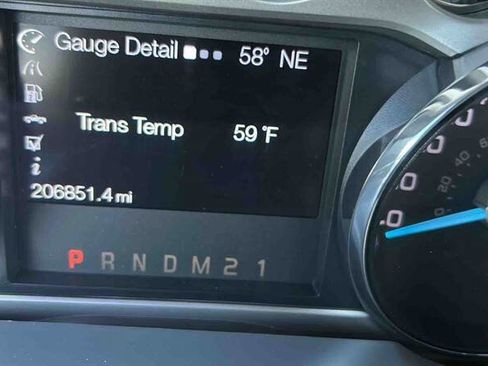 Used 2016 Ford F250 XLT w/ XLT Value Package image 25