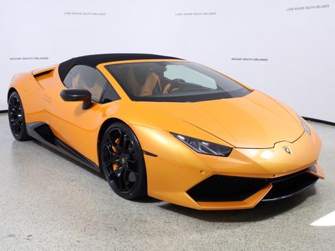 Used 2016 Lamborghini Huracan LP 610-4 image 3