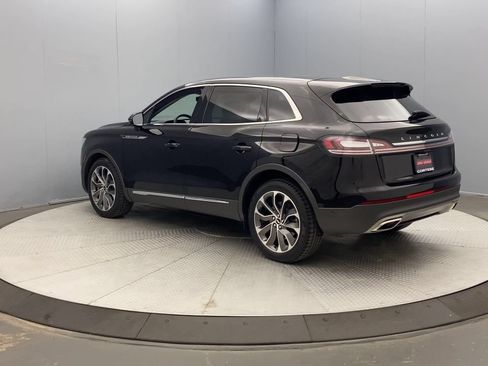 Used 2023 Lincoln Nautilus Reserve AWD/4WD image 3