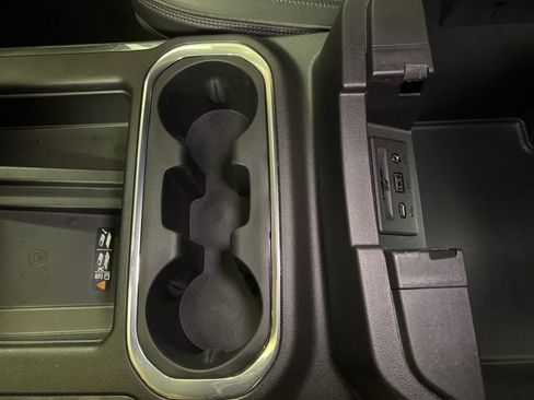 Used 2022 Chevrolet Silverado 3500 High Country w/ Z71 Off-Road Package image 35