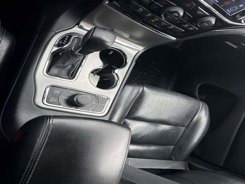 Used 2019 Jeep Grand Cherokee Limited AWD/4WD image 21