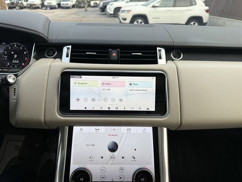 Used 2020 Land Rover Range Rover Sport HSE Dynamic image 44