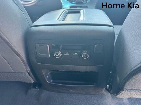 Used 2019 Chevrolet Tahoe LS AWD/4WD image 30