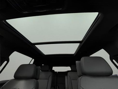 New 2026 GMC Yukon Denali AWD/4WD image 25