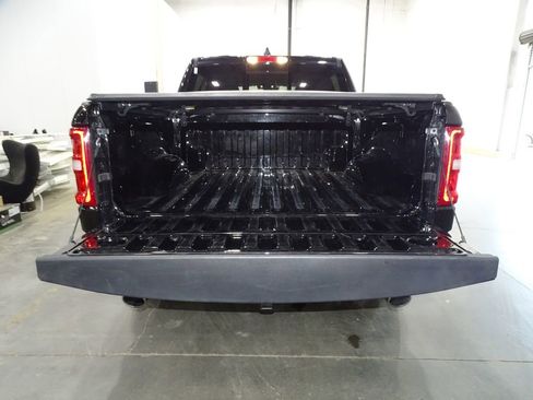 Used 2025 RAM 1500 Laramie image 13