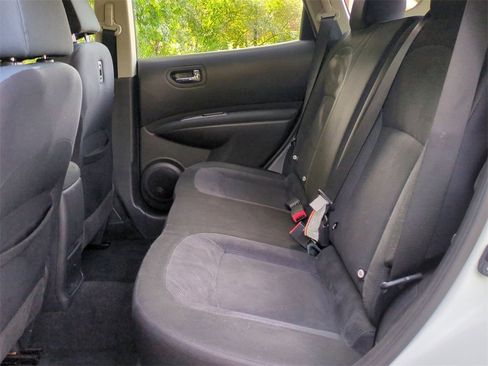 Used 2014 Nissan Rogue S w/ Convenience Package image 23