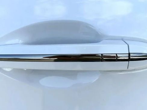 Used 2018 Genesis G80 3.3T Sport image 12