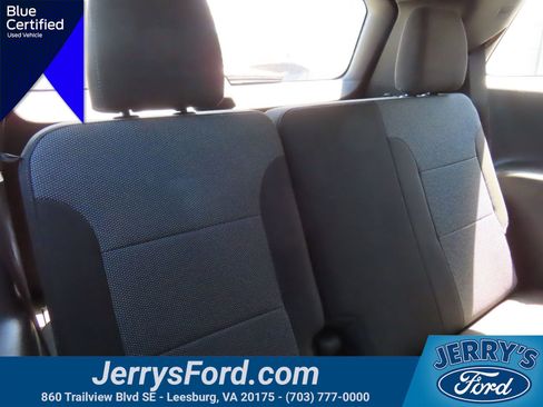 Used 2023 Chevrolet Traverse LT AWD/4WD image 32