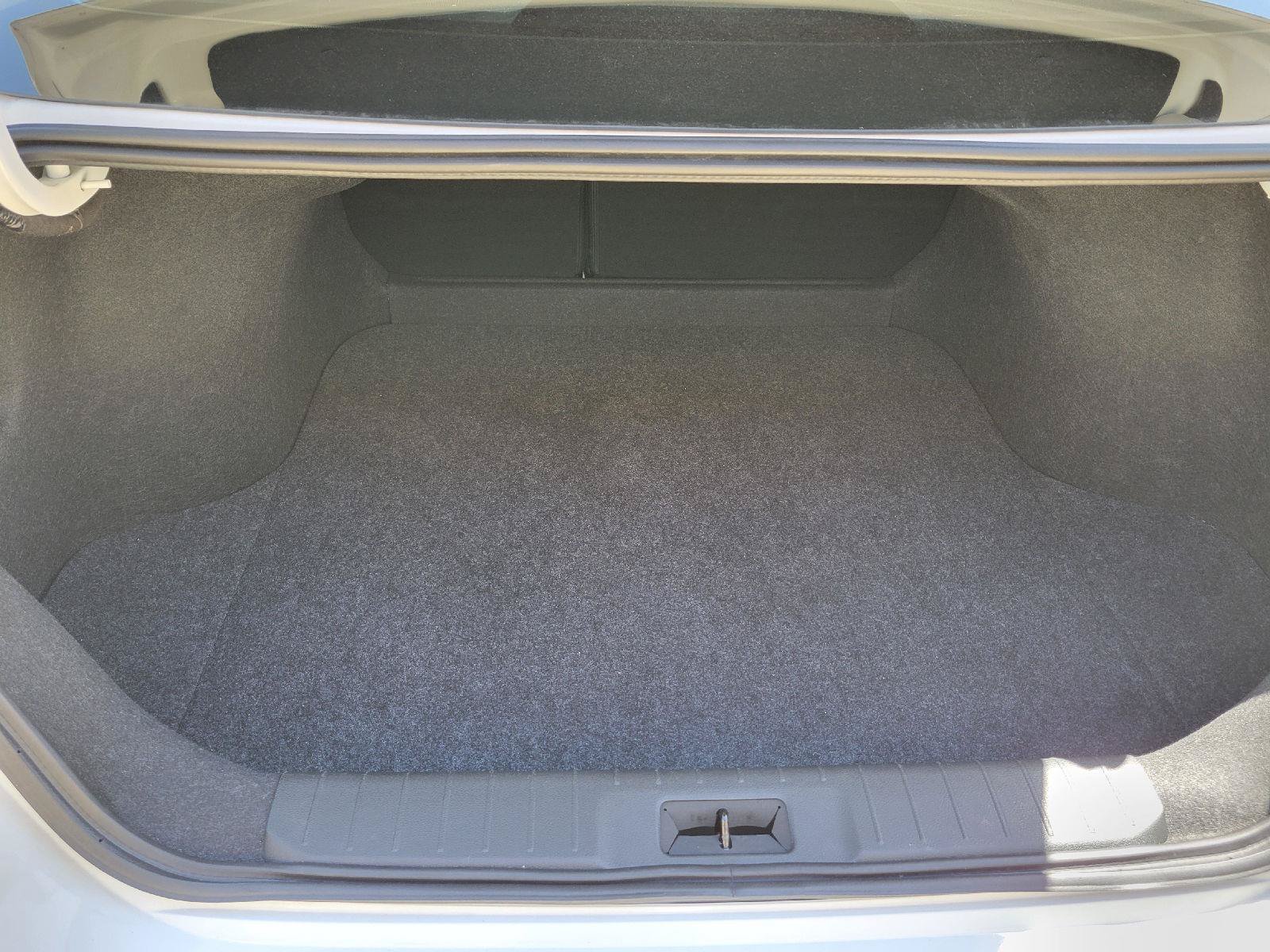 Used 2025 Nissan Sentra S FWD image 25