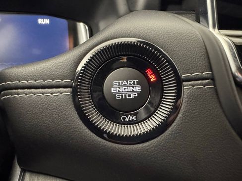Used 2023 Jeep Compass High Altitude AWD/4WD image 31