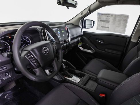 New 2025 Nissan Frontier SV w/ SV Convenience Package image 14