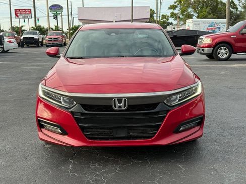 Used 2018 Honda Accord Sport image 8