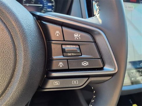 Certified 2025 Subaru Forester Limited image 15