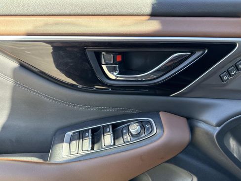 Used 2022 Subaru Outback Touring XT image 18